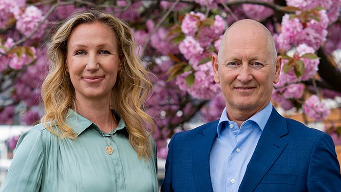 Elisabeth Asser og Geir Bergskaug i Sparebanken Sør leter etter en grønn analytiker